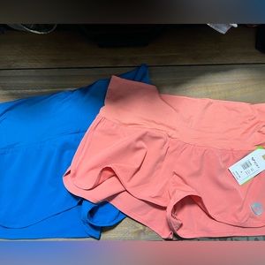 New Roxy board shorts - XL in Peach